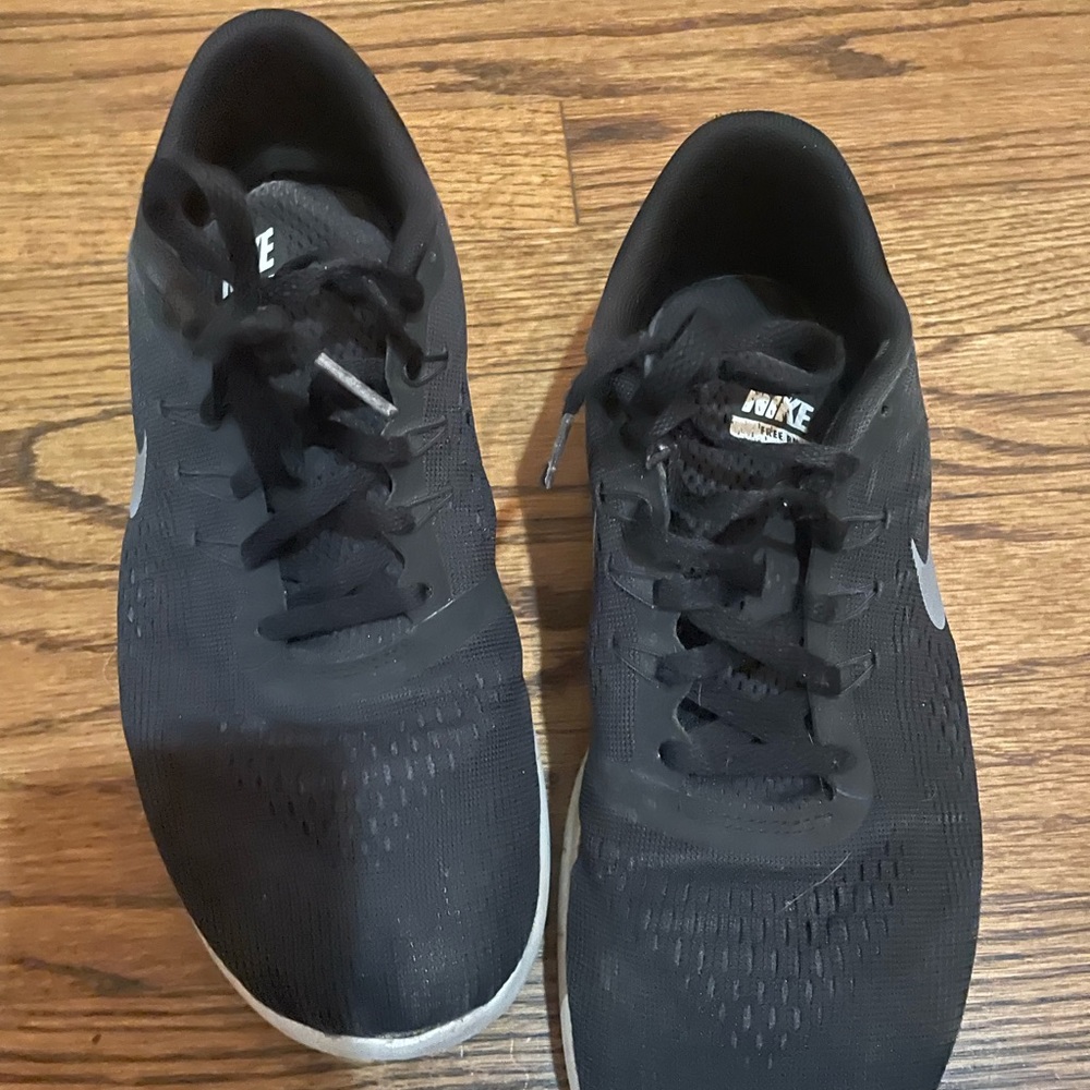 Nike Women’s 8.5